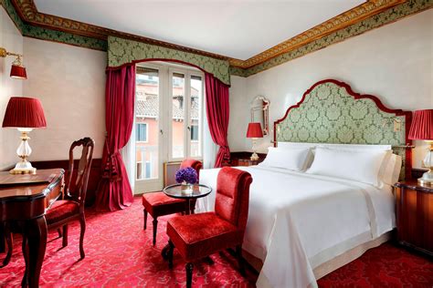 Hotel Rooms & Amenities | Hotel Danieli, a Luxury Collection Hotel, Venice