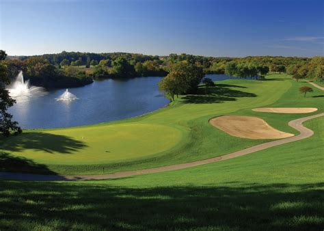 Grand Geneva Resort & Spa, find the best golf getaway in Wisconsin