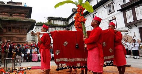 Seventh Day Of Dashain: Phulpati Being Observed Today – Himalaya Times