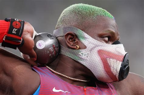 Olympics: Raven Saunders Joker mask at shot put is awesome