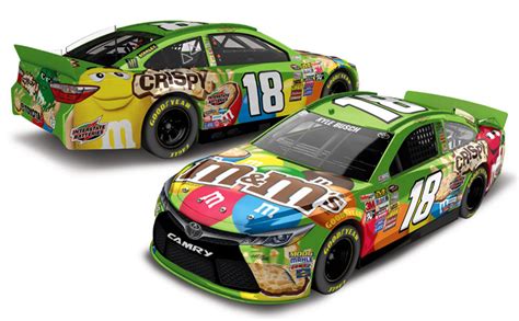 2015 Kyle Busch #18 M&M's Crispy Diecast