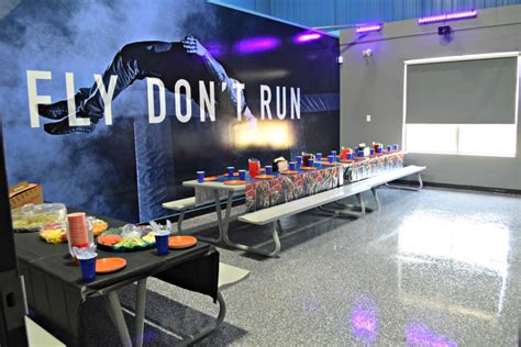 Hosting a birthday party at sky zone Toronto review