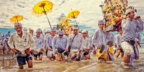 Melasti Bali's most important religious festival