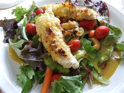 Coconut Chicken Salad With Sweet Honey Mustard Dressing {Paleo} – Cassidy's Craveable Creations