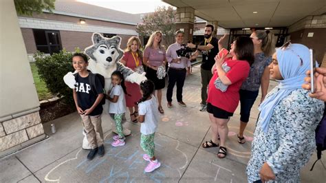 Students Go Back to School in Plano ISD – NBC 5 Dallas-Fort Worth