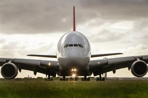 Airbus A380 Jet Airliner Front On Stock Photo - Image: 29546300