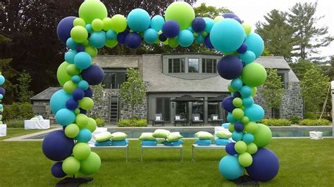 Funky Outdoor Balloon Arch - DOWNLOADFunky Outdoor Balloon Arch for ...