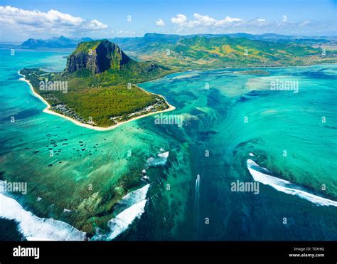 Le Morne Brabant Underwater Waterfall