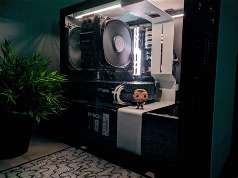 First NZXT build - H210 : NZXT