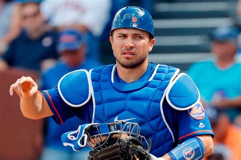 Travis d’Arnaud injury exposes the Mets’ offseason gamble