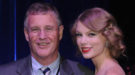 Scott Swift: Taylor Swift's rep addresses assault accusations involving Swift's dad ...