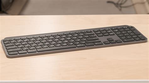 Logitech MX Keys Wireless Keyboard in Graphite - azucarillosdecolores.com