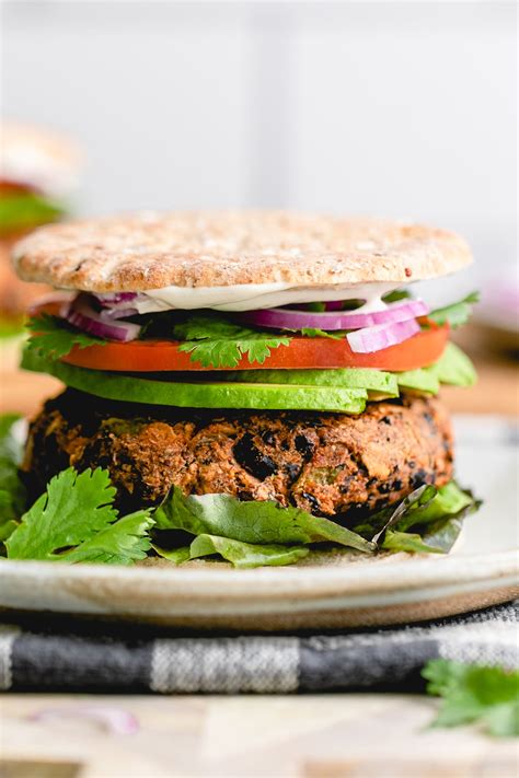 Santa Fe Black Bean Burger (Easy Pantry Recipe)