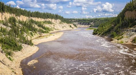 Hay River Travel Guide: Best of Hay River, Northwest Territories Travel 2024 | Expedia.co.uk