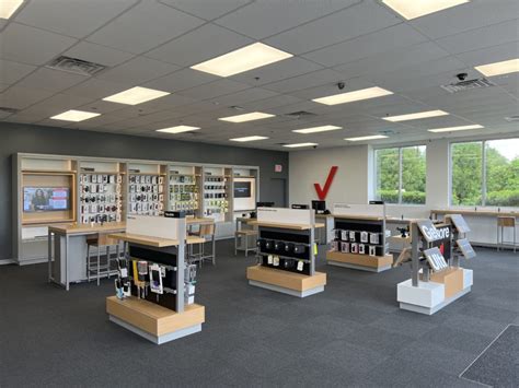 Langhorne, Pennsylvania: Verizon Store