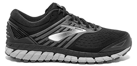 11 Best Walking Shoes for Flat Feet: Reviewed for 2022