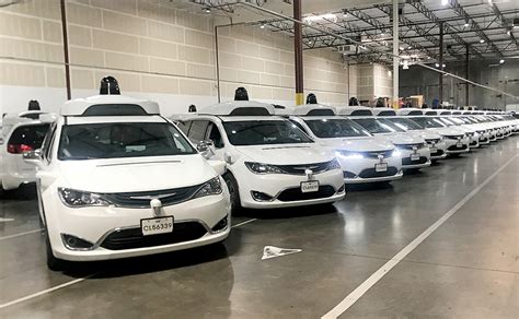 Waymo increases 'rider only' operations in Phoenix | Automotive News