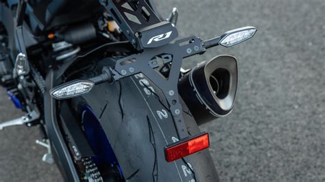 Yamaha R1 - Accessories