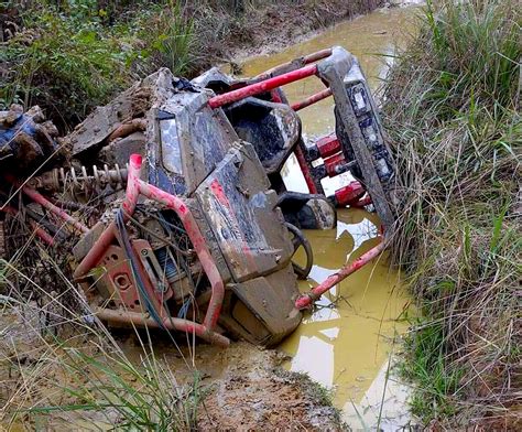 STUCK IN THE MUD PHOTO GALLERY - UTV Action Magazine