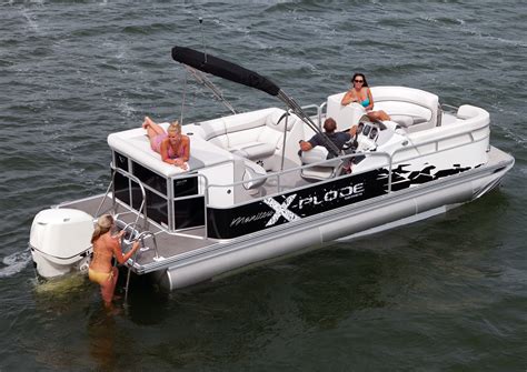 Manitou Pontoon Boats | SeaDek Marine Products