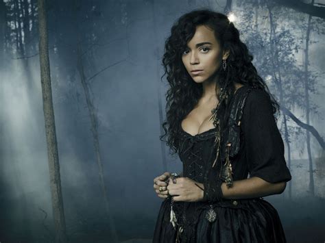 How to Dress Like the Renegade Witches of 'Salem' in Real Life ...