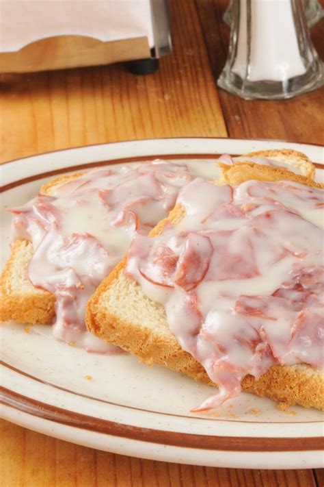 Shit On A Shingle (Creamed Chipped Beef on toast)