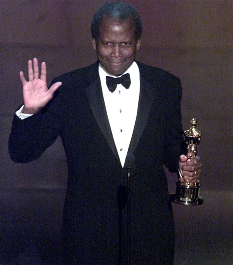 Watch Sidney Poitier Reflect on His Legacy at 2002 Oscars: 'No Route ...