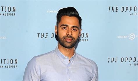 Hasan Minhaj Is Getting His Own Netflix Show - Kajal Magazine