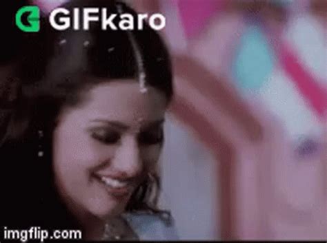 Thanks Gifkaro GIF - Thanks Gifkaro Thank A Lot - Discover & Share GIFs