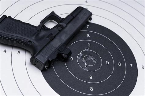 Glock 20 vs Glock 40: A Comprehensive Comparison - OATUU