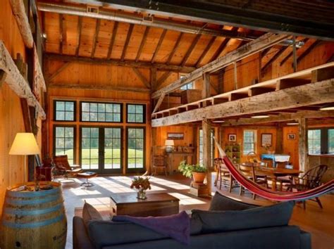 5 Ways To Incorporate Reclaimed Wood and Barn House Design Elements ...