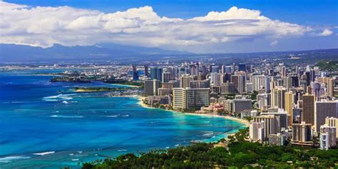 Find Hawaii Hotel Deals & Reviews on IHG