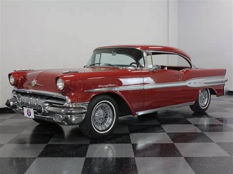 1957 Pontiac Chieftain | Classic Cars for Sale - Streetside Classics