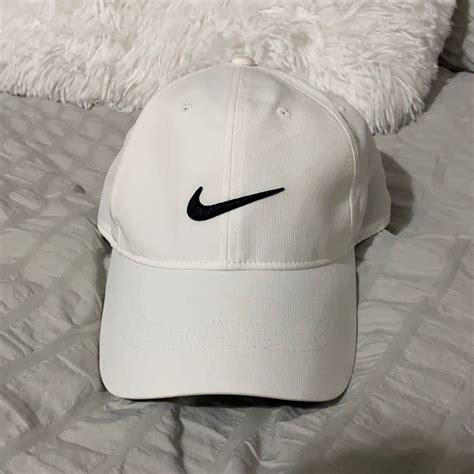 Unisex Nike Hat in 2024 | Nike accessories, White nike hat, Nike hat