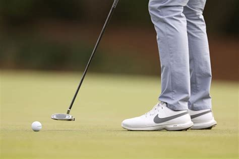 Rory McIlroy has a new putter. That's not the only putting change he's making | How To Play Golf ...