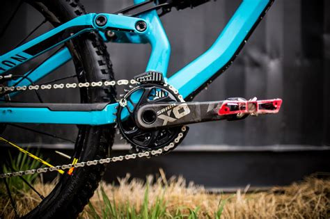 Canyon Torque - We Review the 175mm Travel Monster Bike