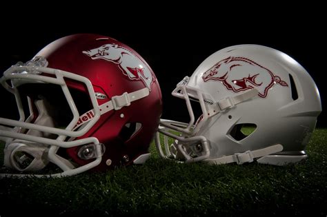 New 2012 Hog Helmets | Arkansas razorbacks football, Arkansas football ...