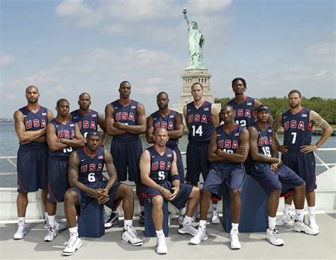 The Redeem Team. 2008 USA Gold Medal Team. | Jugadores de baloncesto, Fotografía de baloncesto ...