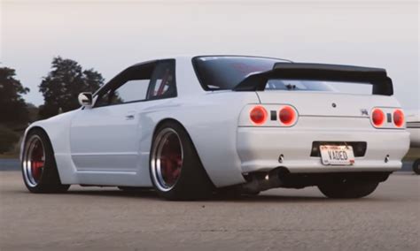 Is This The Ultimate Nissan Skyline R32 GT-R? - Garage Dreams