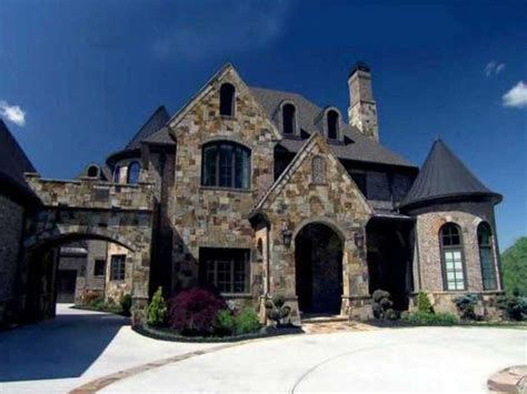 House Tour Tuesday—Kim Zolciak's Atlanta Mansion - Popdust | Atlanta ...