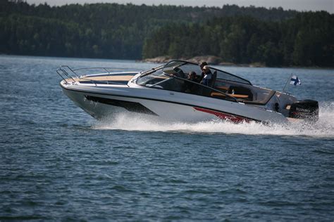 5 of the best compact cruisers - boats.com