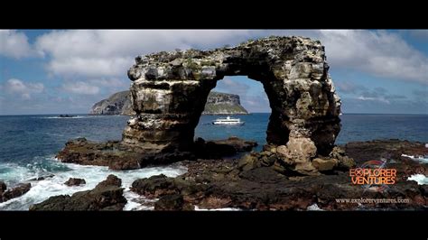 Darwin's Arch : Darwin S Arch Galapagos Islands Stock Photo Alamy - Nicholas Haverne1989