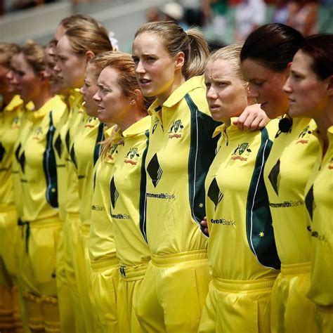 10 Best Female Cricket Teams