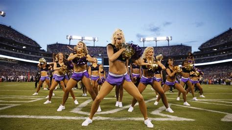 Ravens Cheerleaders: Ravens vs. Panthers