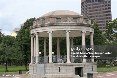 142 Boston Common Parkman Bandstand Stock Photos, High-Res Pictures, and Images - Getty Images