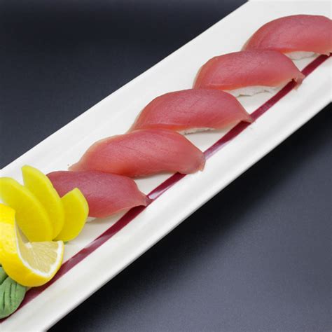 TUNA NIGIRI – Omakase PH