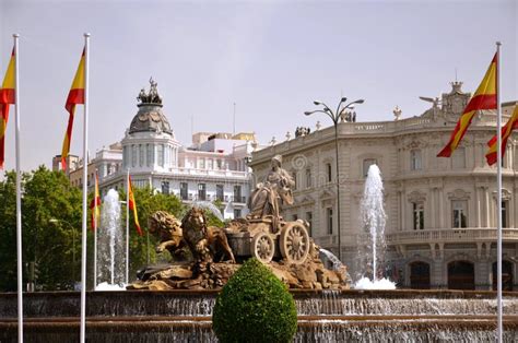 Cibeles Fountain in Madrid, Spain Stock Photo - Image of culture, chariot: 26632006