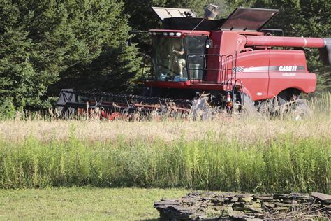 Farm Equipment Bailing Hay | Bailing hay, Photography portfolio, Farm equipment