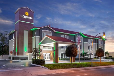 La Quinta Inn & Suites by Wyndham Tampa Bay Area-Tampa South | Tampa, FL Hotels