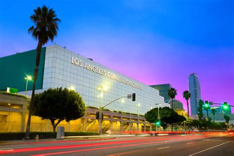 Convenient Shuttle Services to Los Angeles Convention Center